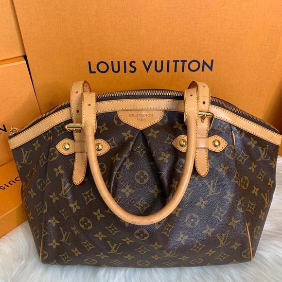 💎✨Authentic✨💎 Louis Vuitton Monogram Tivoli GM